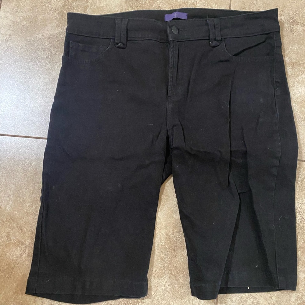 NYDJ 12 Jeans Capri Black Lift Tuck Technology Stretch Denim